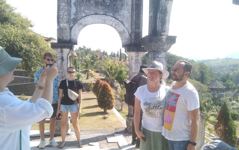 Tarif sewa kendaraan di Bali naik hingga 15 persen libur Idul Adha