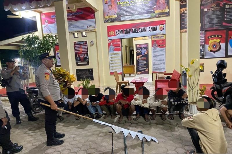 Polisi tangkap 10 remaja Lhokseumawe yang diduga hendak tawuran
