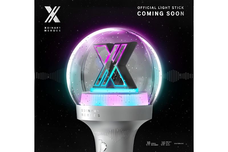 Xdinary Heroes akan luncurkan light stick resmi Xdinary Heroes akan luncurkan light stick resmi