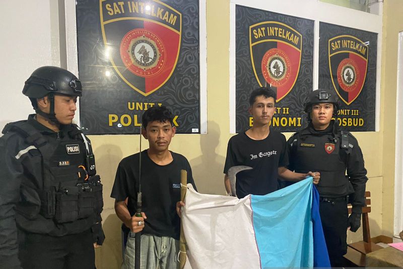 Terduga anggota geng motor diciduk polisi karena bawa senjata tajam