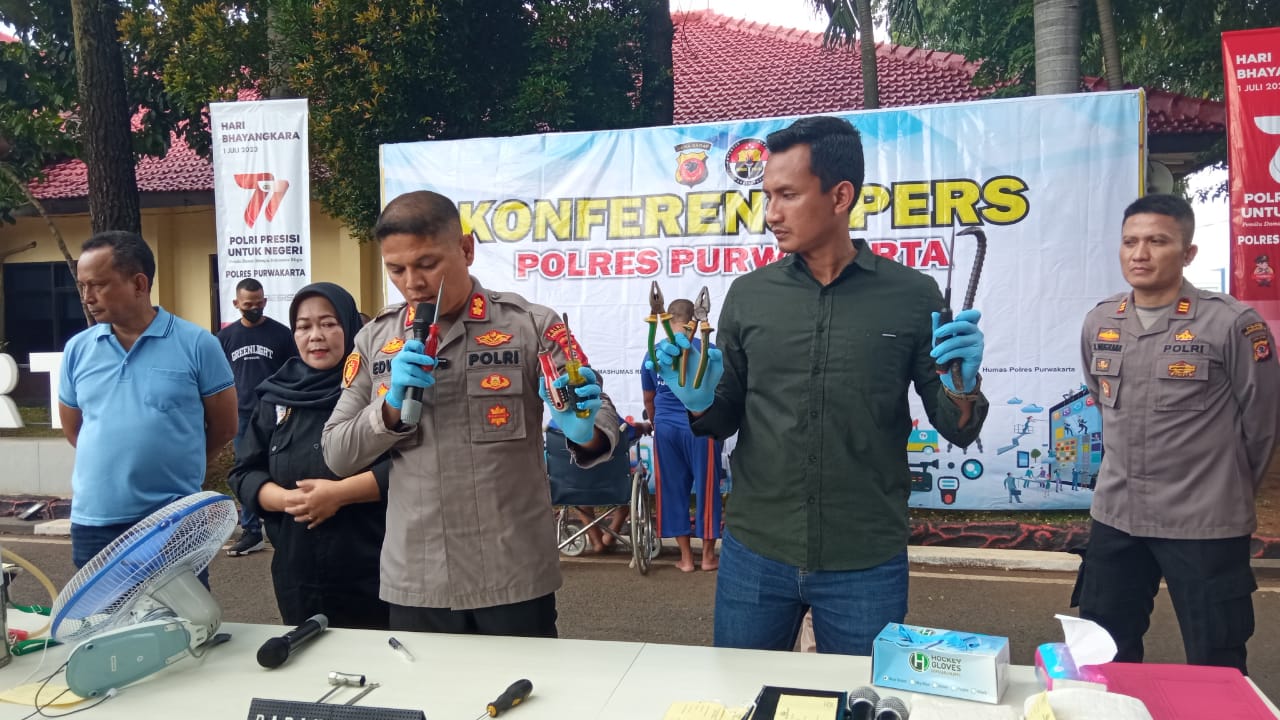 Satreskrim Polres Purwakarta tangkap komplotan pembobol sekolah