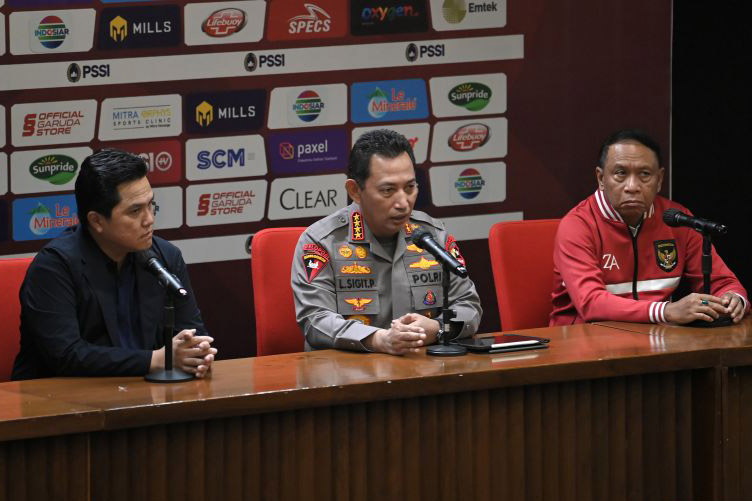 Kapolri dan Ketum PSSI bahas persiapan Liga 1 Kapolri dan Ketum PSSI bahas persiapan Liga 1
