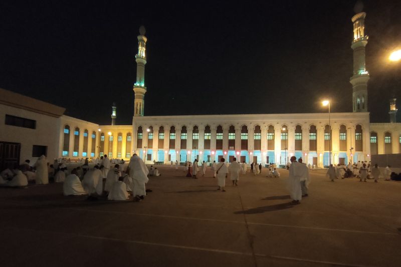 Jamaah haji mulai bergerak ke Arafah Jamaah haji mulai bergerak ke Arafah