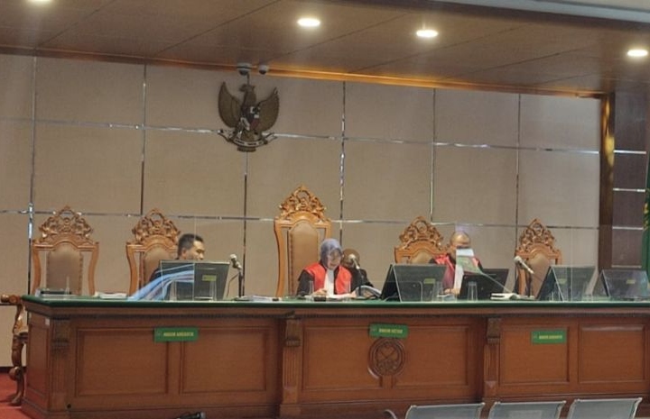 Dua ASN MA divonis 8 dan 4 tahun penjara terkait suap hakim agung