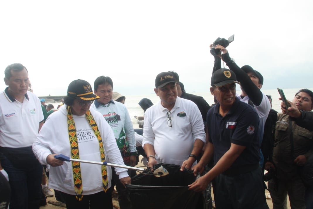 Tanam 400 ribu pohon, wujud komitmen SKK Migas pada pelestarian lingkungan Tanam 400 ribu pohon, wujud komitmen SKK Migas pada pelestarian lingkungan