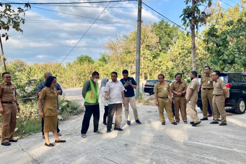 Polri temukan proyek peningkatan jalan di Ponorogo belum 100 persen Polri temukan proyek peningkatan jalan di Ponorogo belum 100 persen
