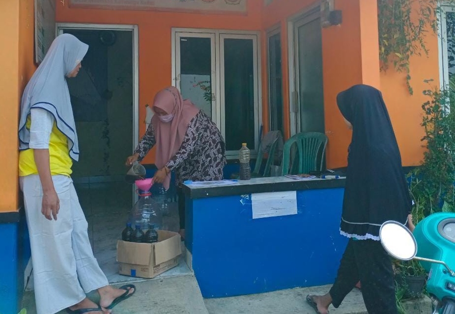 Prihatin minyak Jelantah dibuang sia-sia, Karang Taruna di Kudus ini buka Bank Jelantah