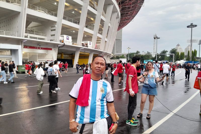 Penonton puas dengan manajemen kerumunan pada laga lawan Argentina Penonton puas dengan manajemen kerumunan pada laga lawan Argentina