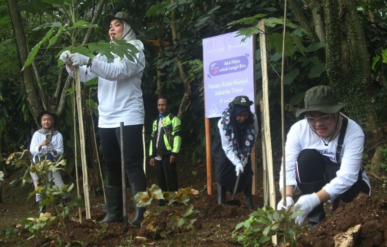 Oriflame Indonesia inisiasi gerakan Aksi Hijau untuk Langit Biru