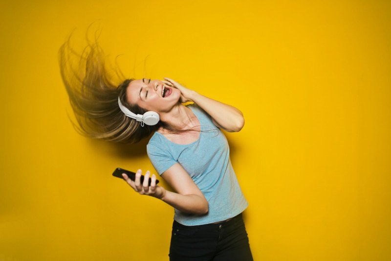 Pertumbuhan konsumsi musik daring di Indonesia tinggi Pertumbuhan konsumsi musik daring di Indonesia tinggi