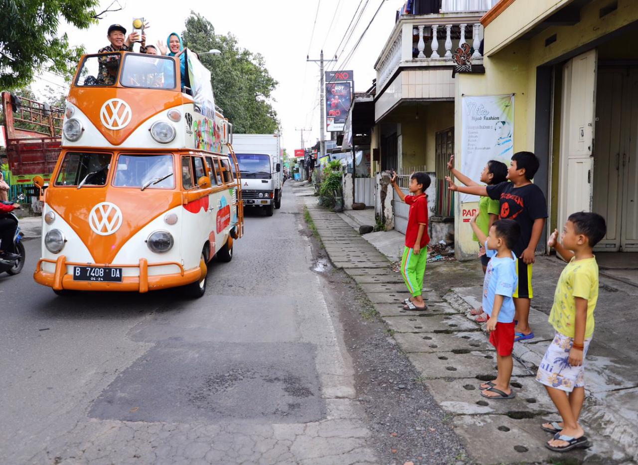 Wujud terima kasih pada masyarakat Kudus, Bupati gelar kirab Piala Adipura Wujud terima kasih pada masyarakat Kudus, Bupati gelar kirab Piala Adipura