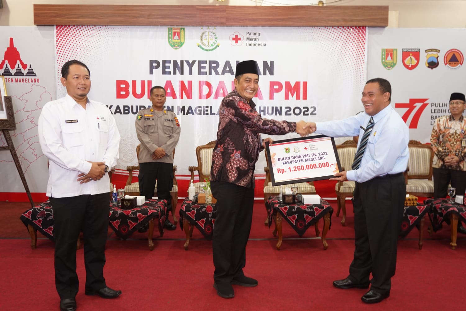 Hasil bulan dana PMI Kabupaten Magelang tahun 2022 tembus Rp 1,2 miliar Hasil bulan dana PMI Kabupaten Magelang tahun 2022 tembus Rp 1,2 miliar