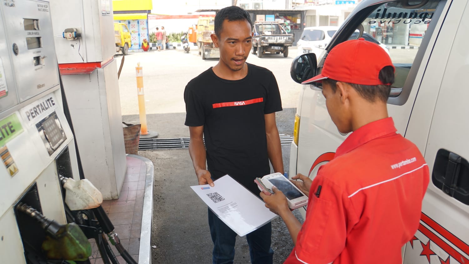 Warga Sumut antusias daftarkan kendaraan dalam Program Subsidi Tepat Pertamina Warga Sumut antusias daftarkan kendaraan dalam Program Subsidi Tepat Pertamina
