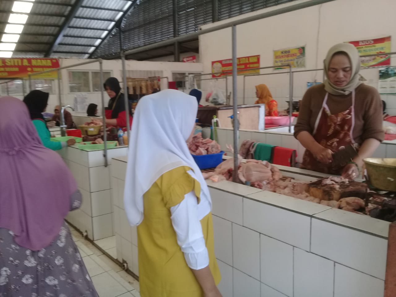 Sadranan, harga ayam potong naik Sadranan, harga ayam potong naik