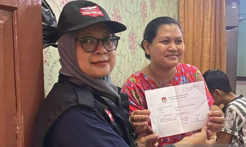 Coklit data pemilih Pemilu 2024 di Jaktim hampir 100 persen Coklit data pemilih Pemilu 2024 di Jaktim hampir 100 persen