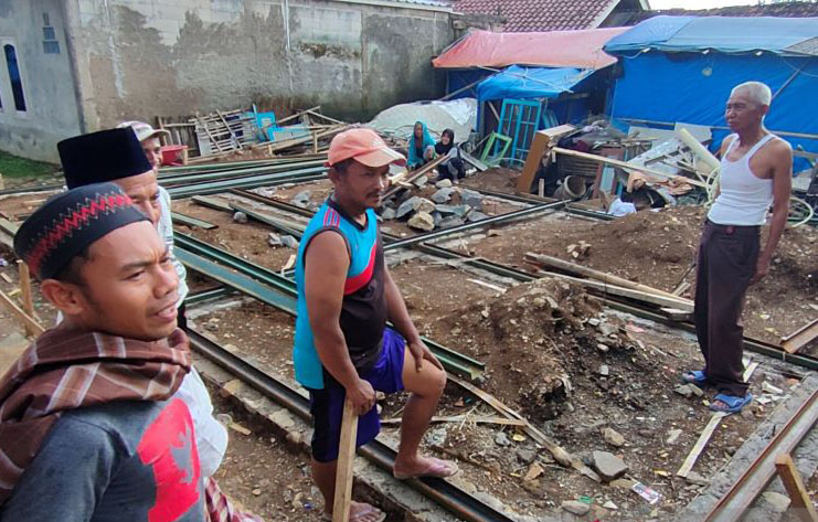 Pemkab Cianjur minta warga batalkan kontrak dengan aplikator nakal
