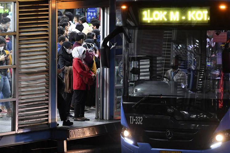 TransJakarta sesuaikan 15 rute seiring penutupan Halte Harmoni TransJakarta sesuaikan 15 rute seiring penutupan Halte Harmoni