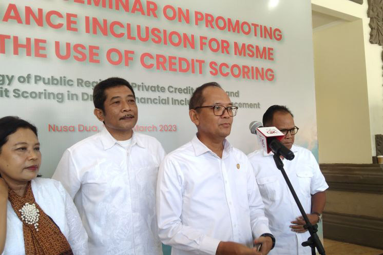 SVB tutup, OJK pastikan tak ada lembaga keuangan RI yang terkoneksi SVB tutup, OJK pastikan tak ada lembaga keuangan RI yang terkoneksi