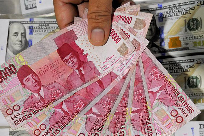Rupiah Kamis pagi turun jadi Rp15.265