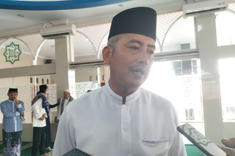 Wali Kota Jakbar sidak pasar pastikan stok pangan Ramadhan