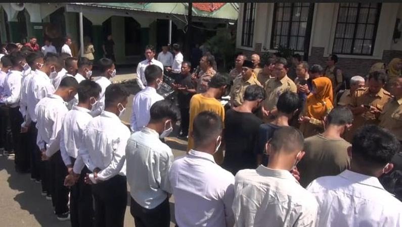Polisi amankan 31 terduga pelaku tawuran sebabkan anak anggota DPRD Tegal meninggal dunia Polisi amankan 31 terduga pelaku tawuran sebabkan anak anggota DPRD Tegal meninggal dunia