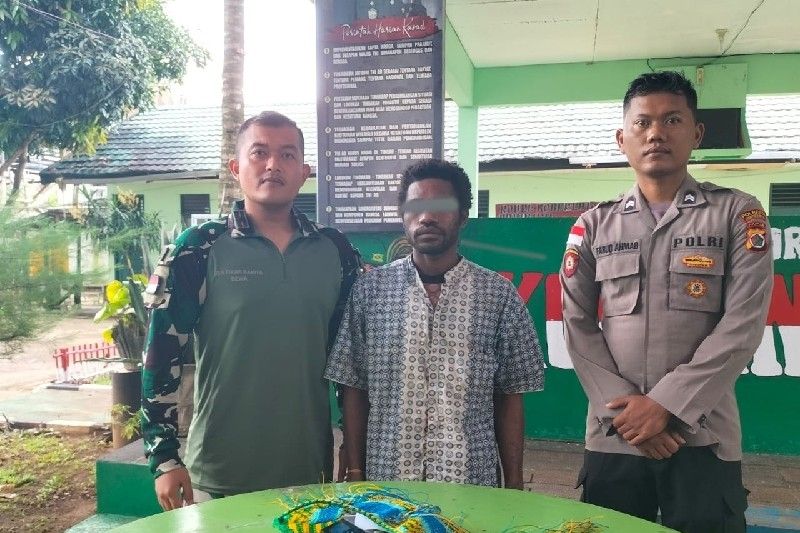 WN PNG ditangkap bawa dua amunisi saat melintas di PLBN Skouw WN PNG ditangkap bawa dua amunisi saat melintas di PLBN Skouw