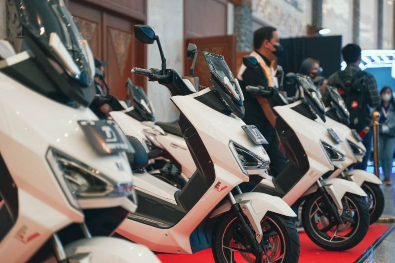 Tiga motor listrik UNITED E-MOTOR kantongi TKDN tertinggi di Indonesia Tiga motor listrik UNITED E-MOTOR kantongi TKDN tertinggi di Indonesia
