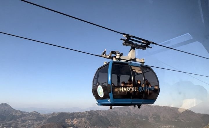 Menikmati keindahan Gunung Fuji dari kereta gantung Hakone Ropeway