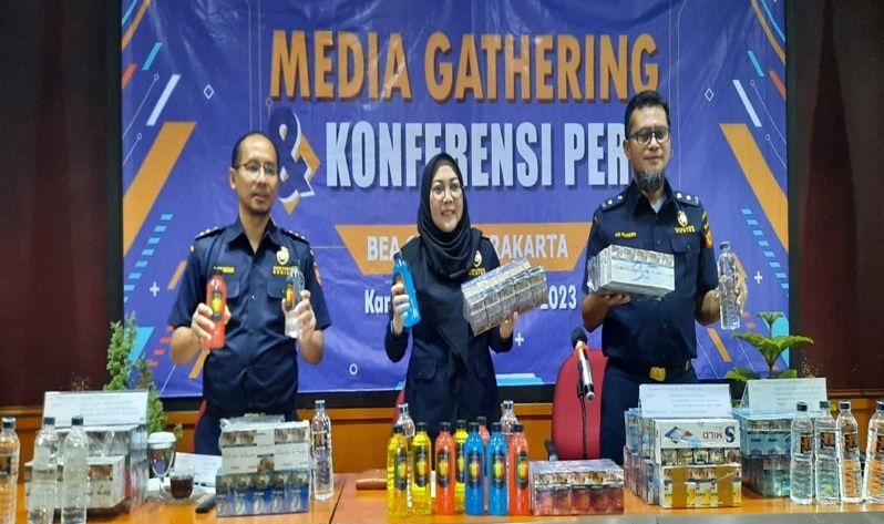 Bea Cukai Surakarta tindak 31 kali peredaran rokok ilegal dan MMEA Bea Cukai Surakarta tindak 31 kali peredaran rokok ilegal dan MMEA