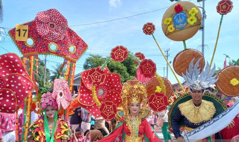 Pemkot Bengkulu gelar karnaval Batik Besurek