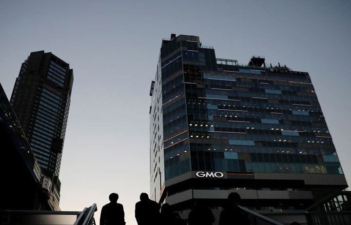 Saham Asia jatuh, dolar menguat setelah komentar Powell yang hawkish