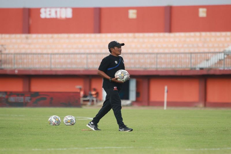 Madura United tunjuk Rakhmad Basuki gantikan Fabio Lefundes Madura United tunjuk Rakhmad Basuki gantikan Fabio Lefundes
