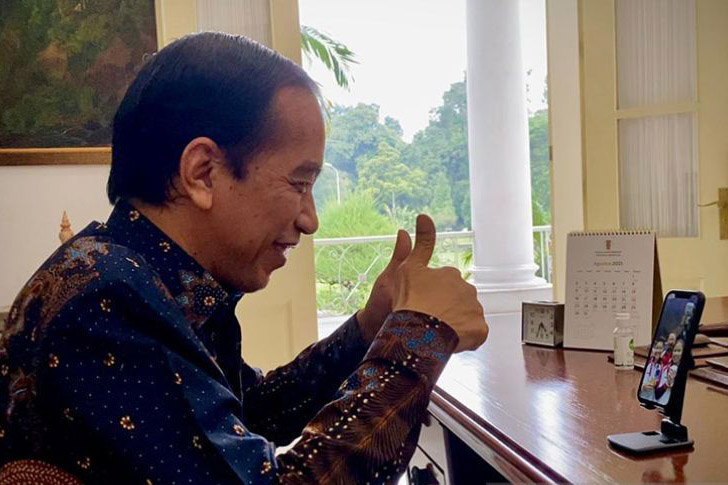 Jokowi dapat predikat Bapak Olahraga Indonesia Jokowi dapat predikat Bapak Olahraga Indonesia