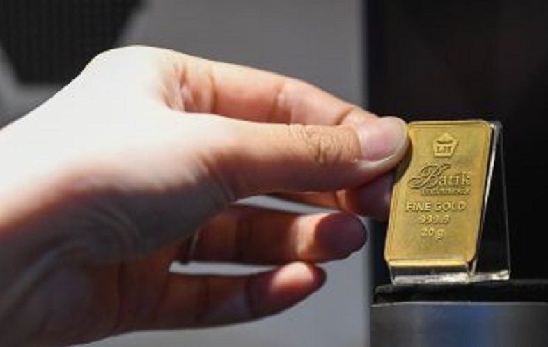 Harga emas Antam turun Rp15.000 jadi Rp1,059 juta per gram