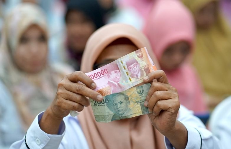 Rupiah pada Selasa menguat tipis jadi Rp4.963 per dolar AS Rupiah pada Selasa menguat tipis jadi Rp4.963 per dolar AS