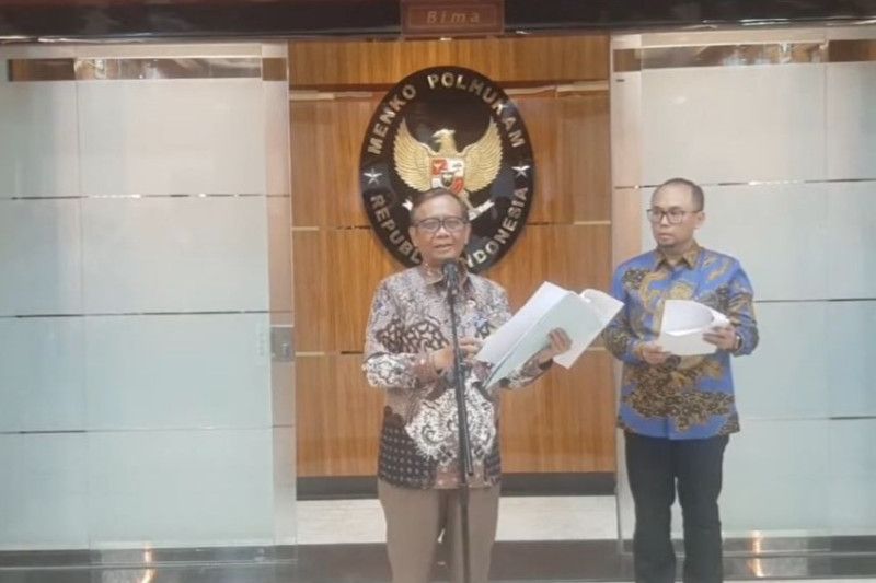 Mahfud katakan DJP-Ditjen Bea Cukai tidak bisa dikeluarkan dari Satgas TPPU Mahfud katakan DJP-Ditjen Bea Cukai tidak bisa dikeluarkan dari Satgas TPPU