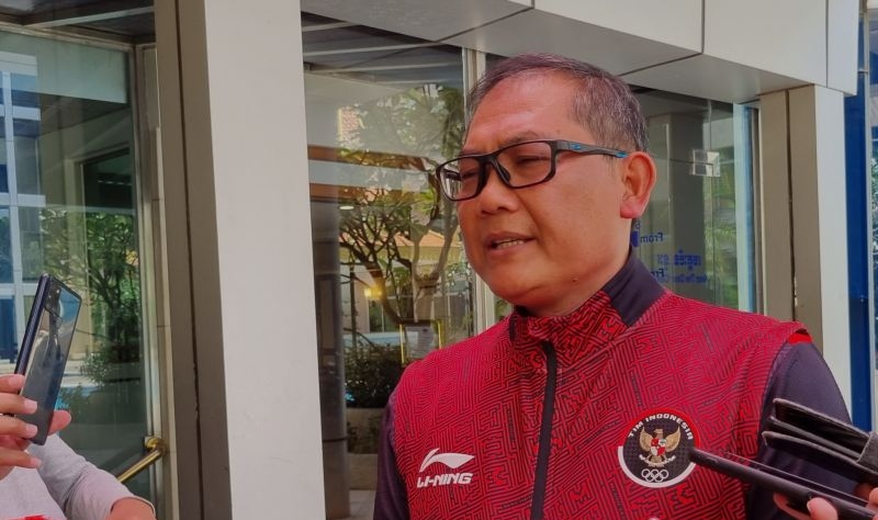 Pemain timnas Indonesia diberi kesempatan relaksasi dengan main kartu