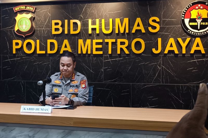 Polda Metro Jaya periksa 19 saksi kasus penembakan di gedung MUI Polda Metro Jaya periksa 19 saksi kasus penembakan di gedung MUI