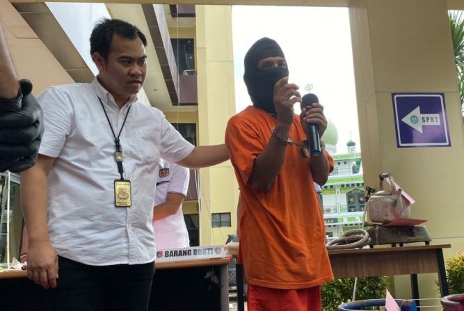 Polisi bongkar praktik oplosan gas subsidi di Kebayoran Lama