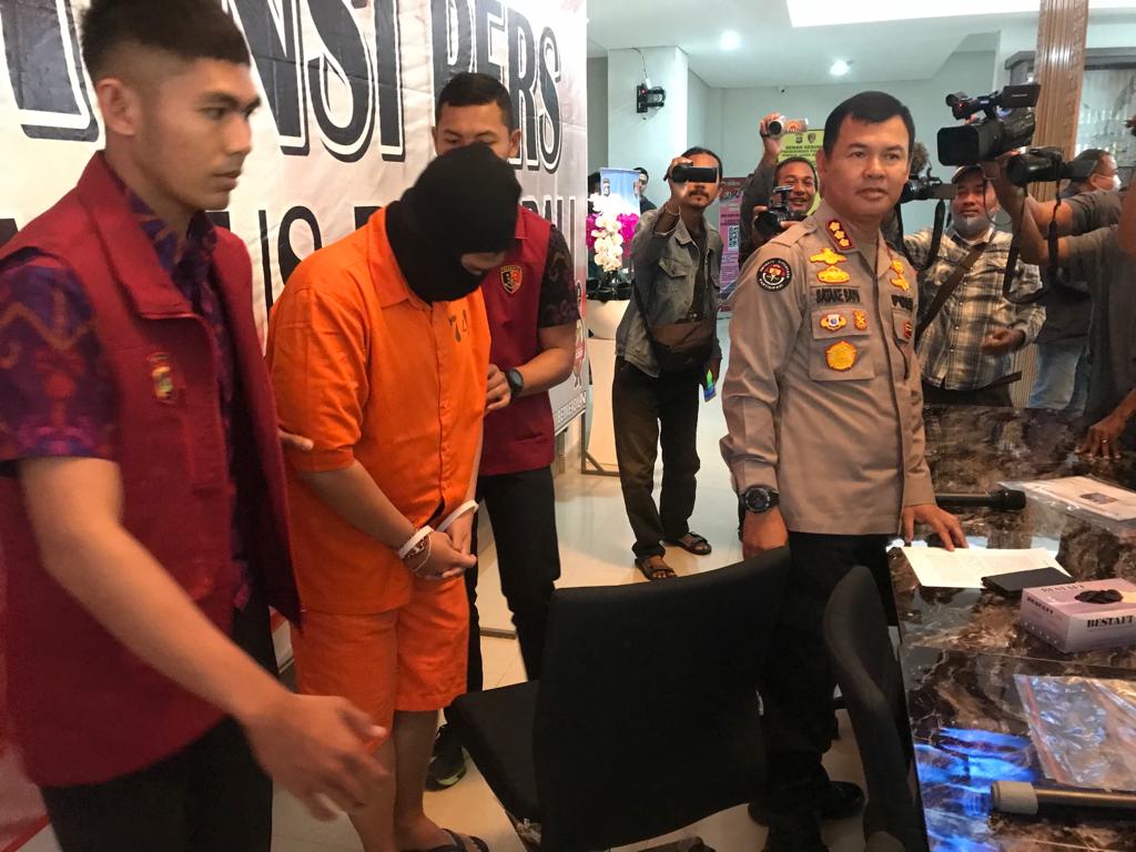 Ditreskrimsus Polda Bali ungkap kasus pornografi Ditreskrimsus Polda Bali ungkap kasus pornografi