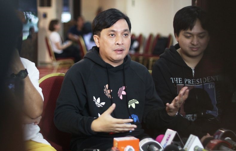Siapkan lirik, ini deretan hits untuk karaoke di konser Yovie Widianto Siapkan lirik, ini deretan hits untuk karaoke di konser Yovie Widianto