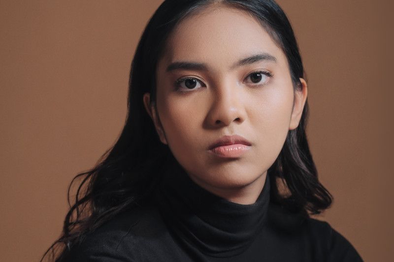 Dere rilis video musik Berlagu berkonsep film pendek Dere rilis video musik Berlagu berkonsep film pendek