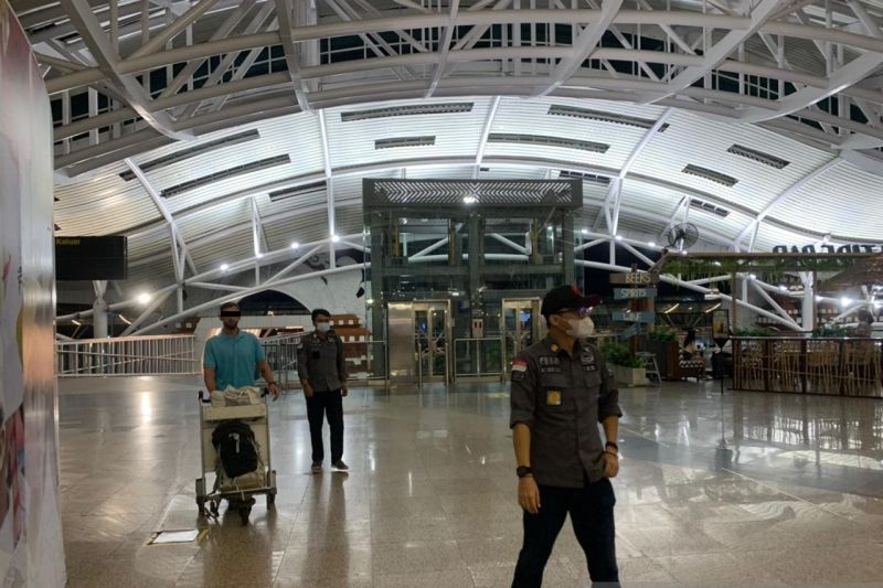 Imigrasi Denpasar deportasi WNA Rusia eks narapidana narkotika Imigrasi Denpasar deportasi WNA Rusia eks narapidana narkotika