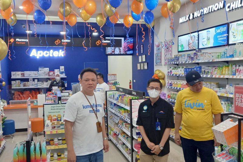 Kimia Farma ekspansi bisnis buka 15 outlet di tanah air Kimia Farma ekspansi bisnis buka 15 outlet di tanah air