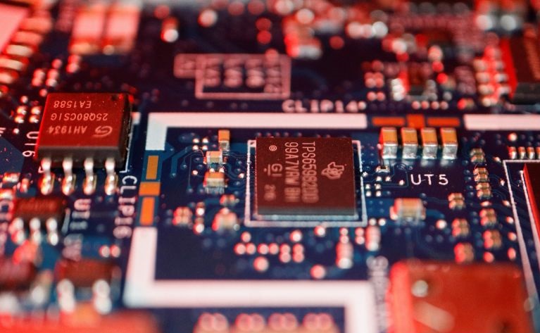 Semikonduktor, lanskap baru perang dagang China-AS