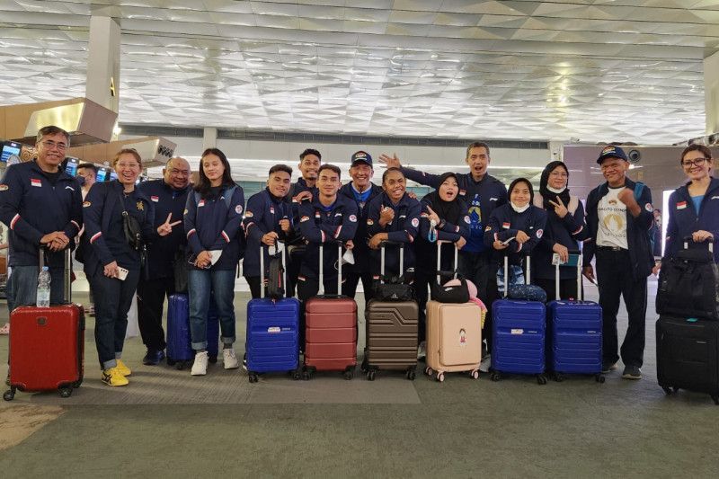 Lifter Indonesia siap tampil di Kejuaraan Angkat Besi Asia di Jinju Lifter Indonesia siap tampil di Kejuaraan Angkat Besi Asia di Jinju