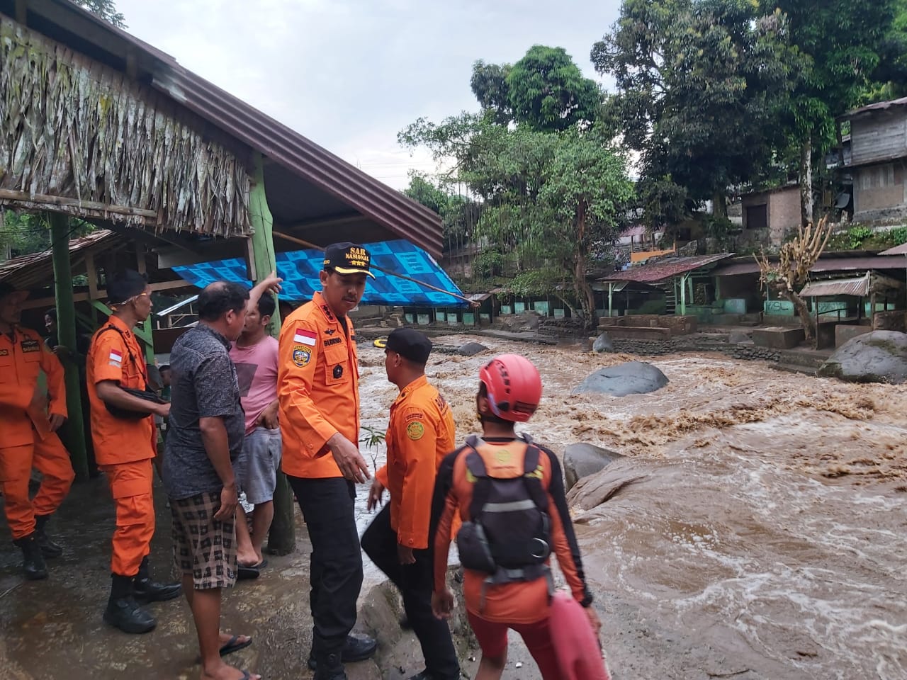 Banjir bandang Sembahe, Basarnas Medan turunkan personel lakukan penyisiran Banjir bandang Sembahe, Basarnas Medan turunkan personel lakukan penyisiran