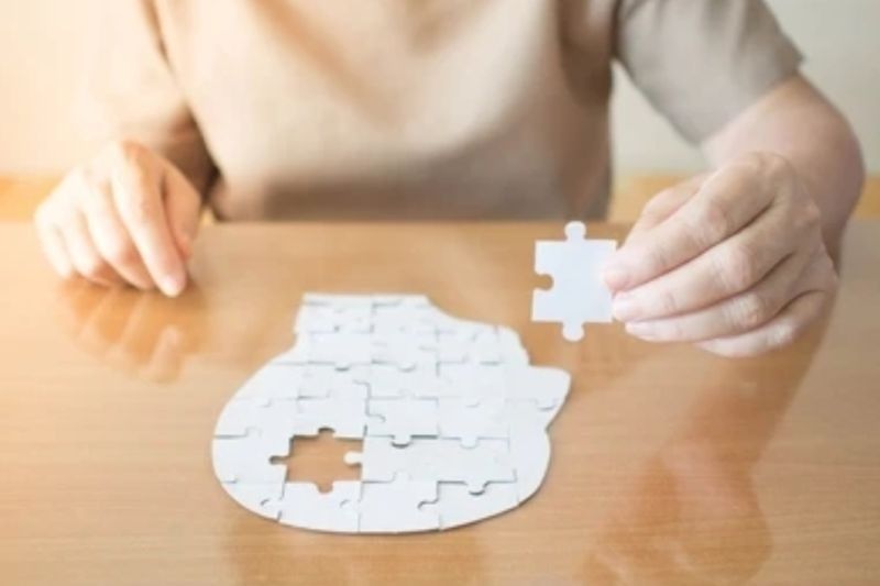 Ada hubungan kolesterol dan hipertensi dengan risiko Alzheimer Ada hubungan kolesterol dan hipertensi dengan risiko Alzheimer