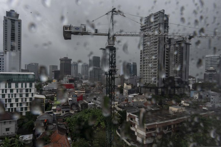 Sebagian wilayah Jakarta Selatan berpotensi hujan disertai petir pada sore hari Sebagian wilayah Jakarta Selatan berpotensi hujan disertai petir pada sore hari