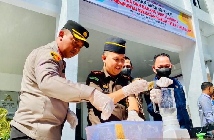 Kejari Aceh Barat musnahkan sabu hasil pengungkapan Satgas Merah Putih Kejari Aceh Barat musnahkan sabu hasil pengungkapan Satgas Merah Putih